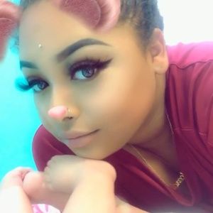 Meet your Posher, Tessa